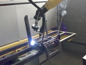 Сварка каркасов стульев Классик на робототехническом комплексе РК752