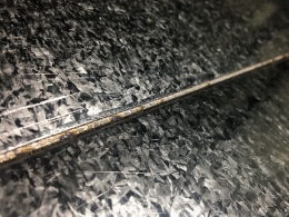 Обратная сторона сварного шва обечайки из оцинкованной стали выполнееный лазерной сваркой на устаноке АС333